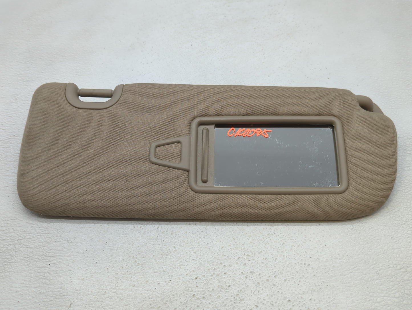 2013-2019 Hyundai Santa Fe Sun Visor Shade Replacement Driver Left Mirror Fits Fits 2013 2014 2015 2016 2017 2018 2019 OEM U