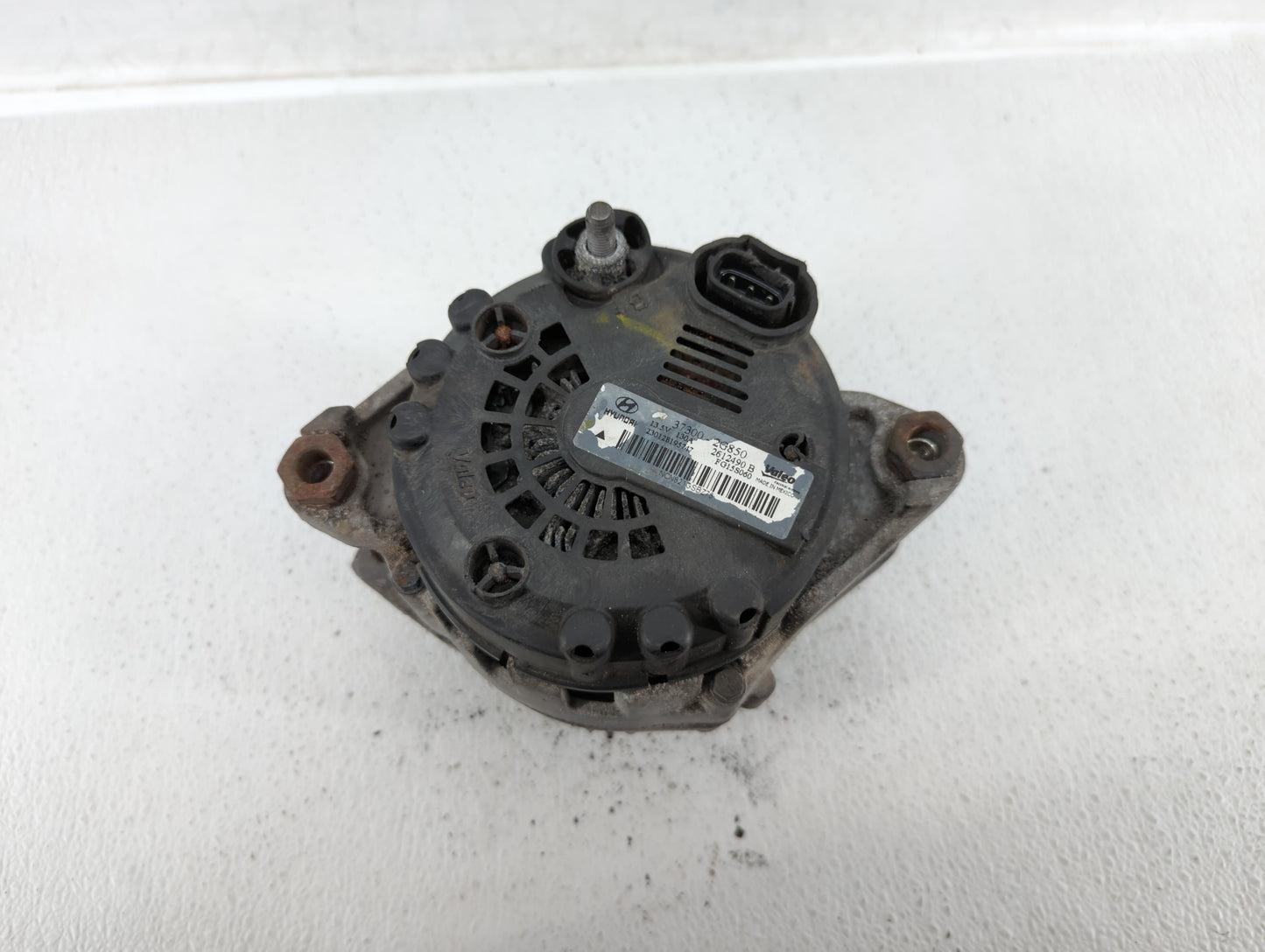 2013 Hyundai Santa Fe Alternator Replacement Generator Charging Assembly Engine OEM P/N:37300 2G850 Fits Fits 2014 2015 OEM 