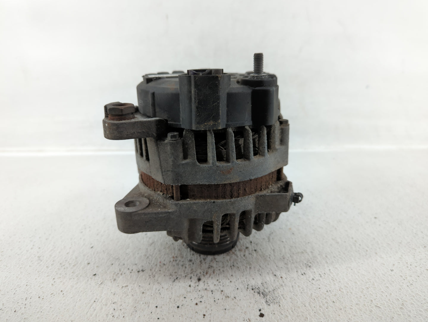 2013 Hyundai Santa Fe Alternator Replacement Generator Charging Assembly Engine OEM P/N:37300 2G850 Fits Fits 2014 2015 OEM 