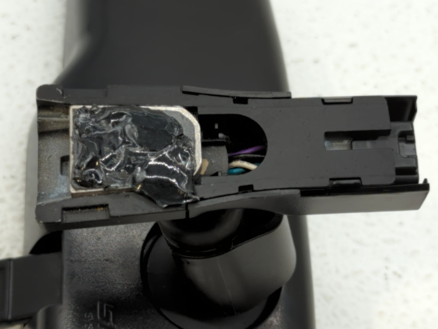 2013-2020 Hyundai Santa Fe Interior Rear View Mirror Replacement OEM P/N:A047396 Fits OEM Used Auto Parts - Oemusedautoparts
