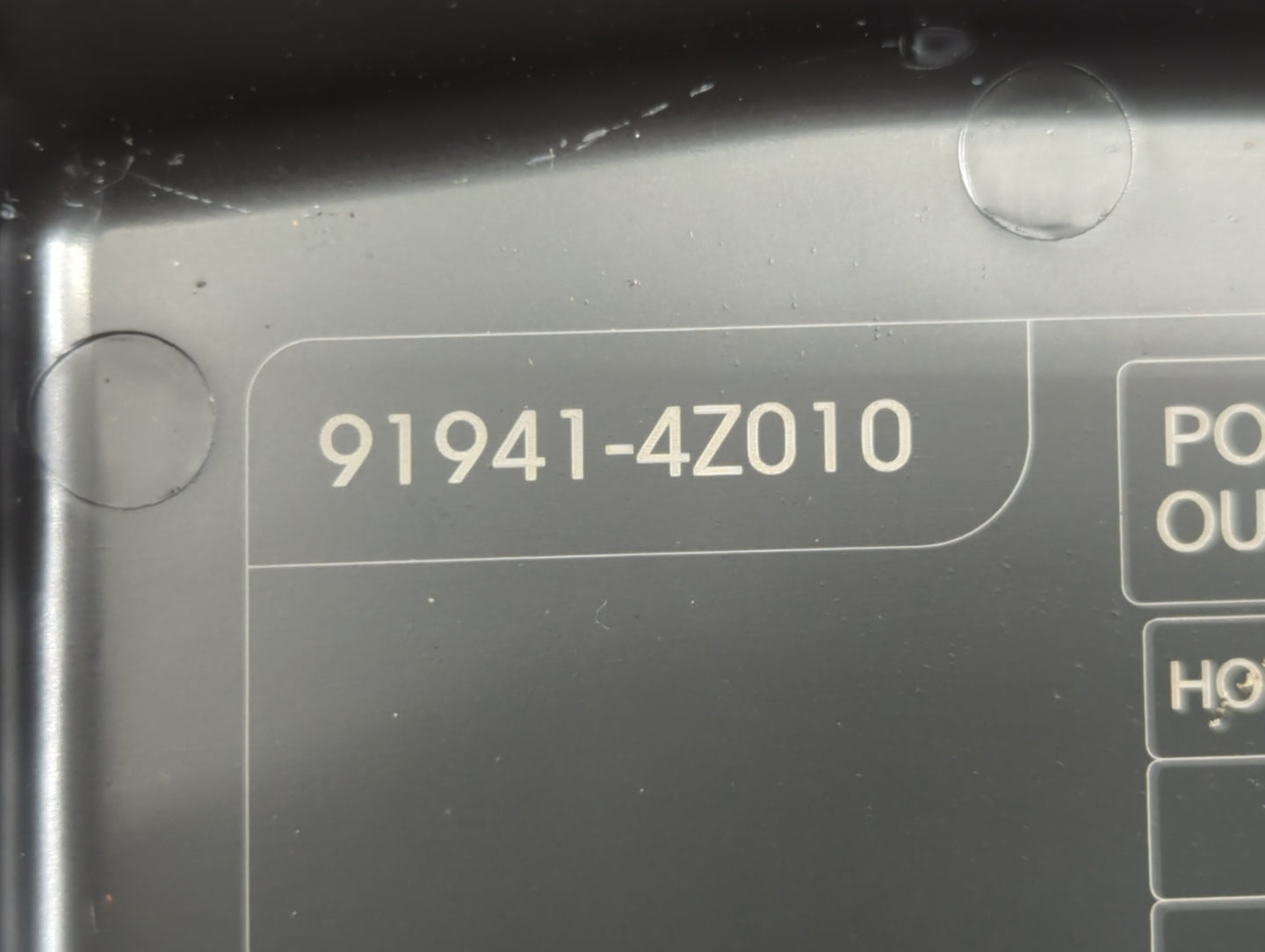2013 Hyundai Santa Fe Fusebox Fuse Box Panel Relay Module P/N:91941-4Z010 91951-2W000 Fits OEM Used Auto Parts - Oemusedauto