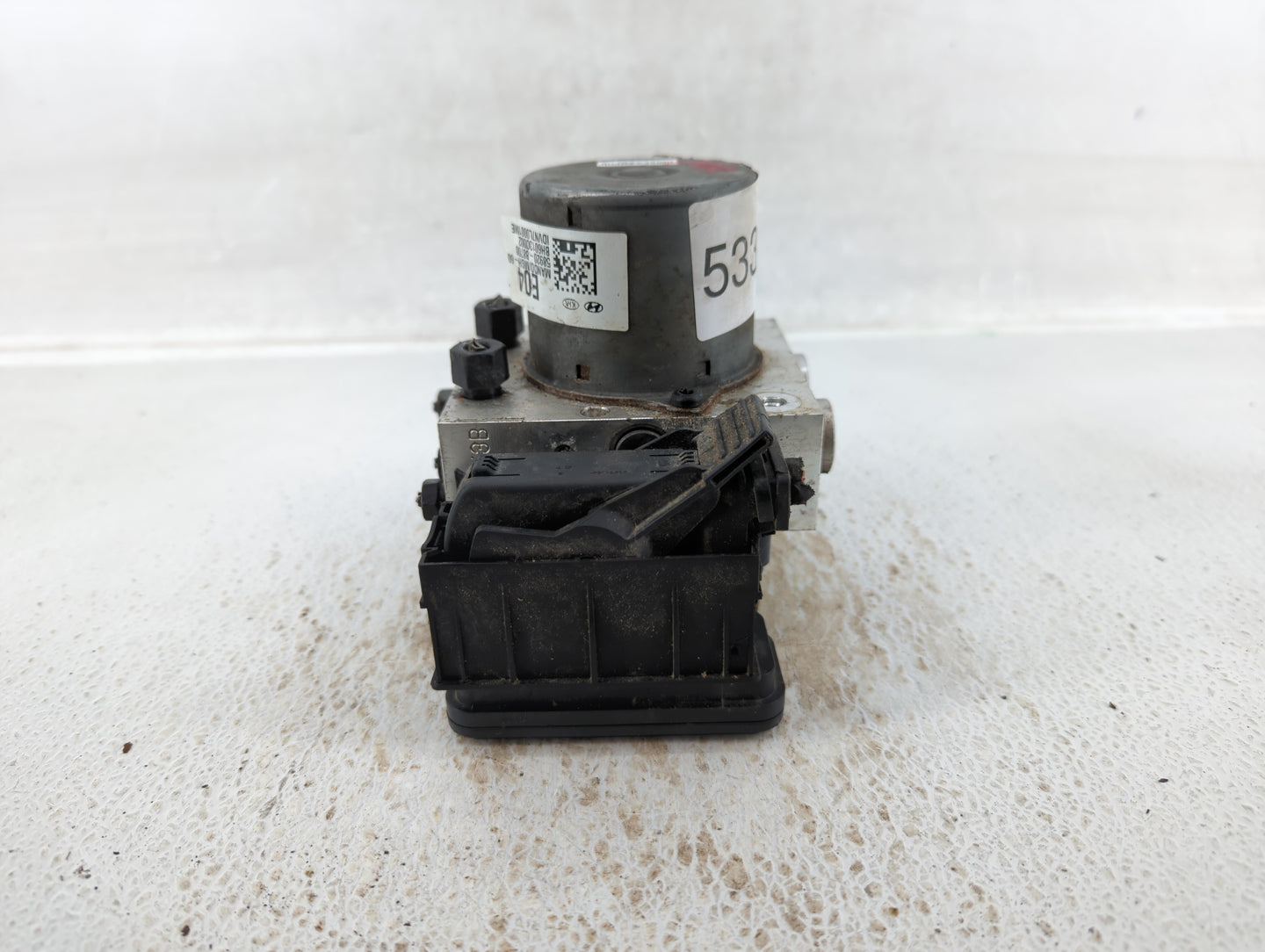 2013-2016 Hyundai Santa Fe ABS Pump Control Module Replacement P/N:58920-B8700 Fits Fits 2013 2014 2015 2016 OEM Used Auto P