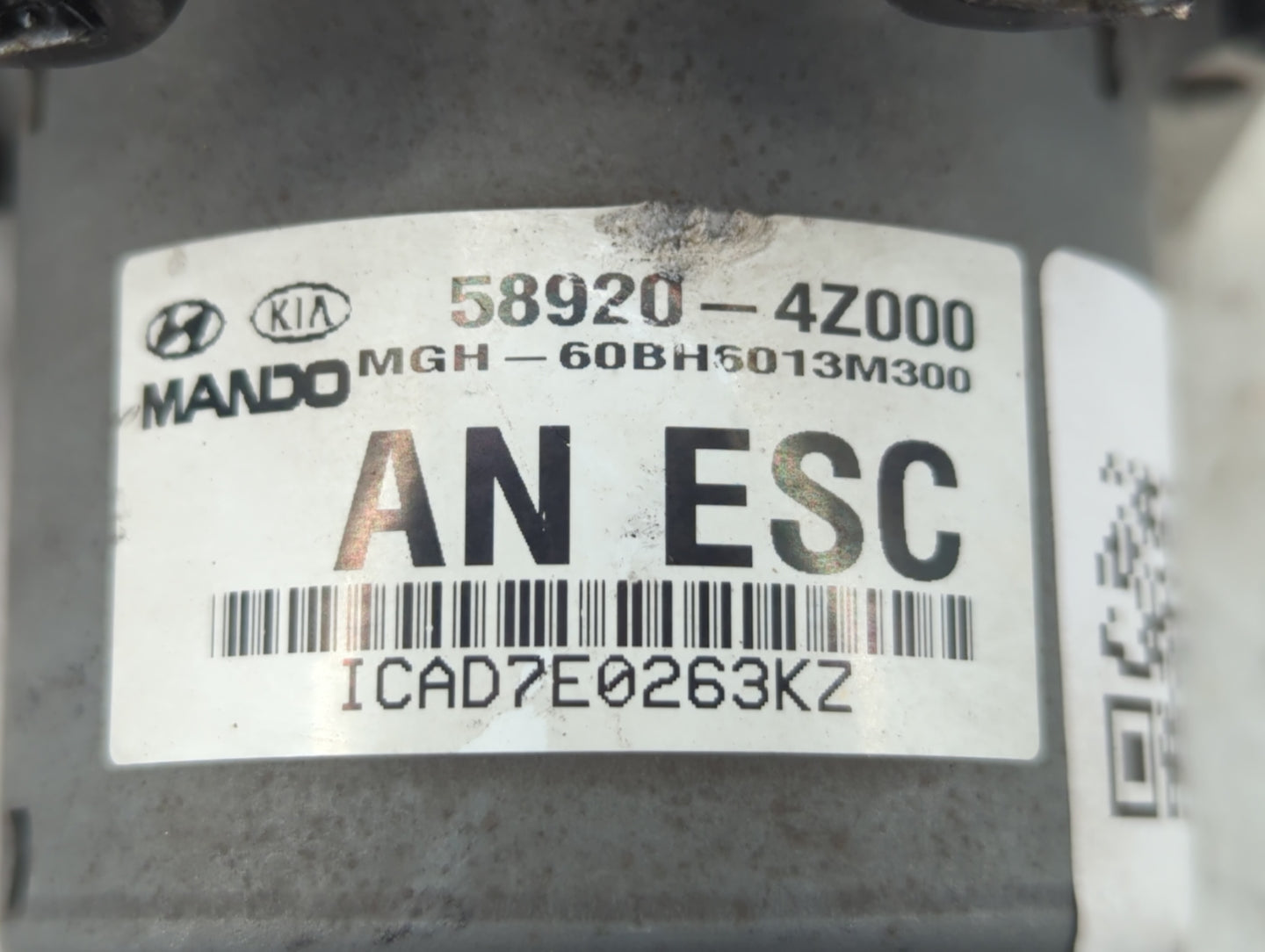 2013 Hyundai Santa Fe ABS Pump Control Module Replacement P/N:58920-4Z000 BE6003M301 Fits OEM Used Auto Parts - Oemusedautop