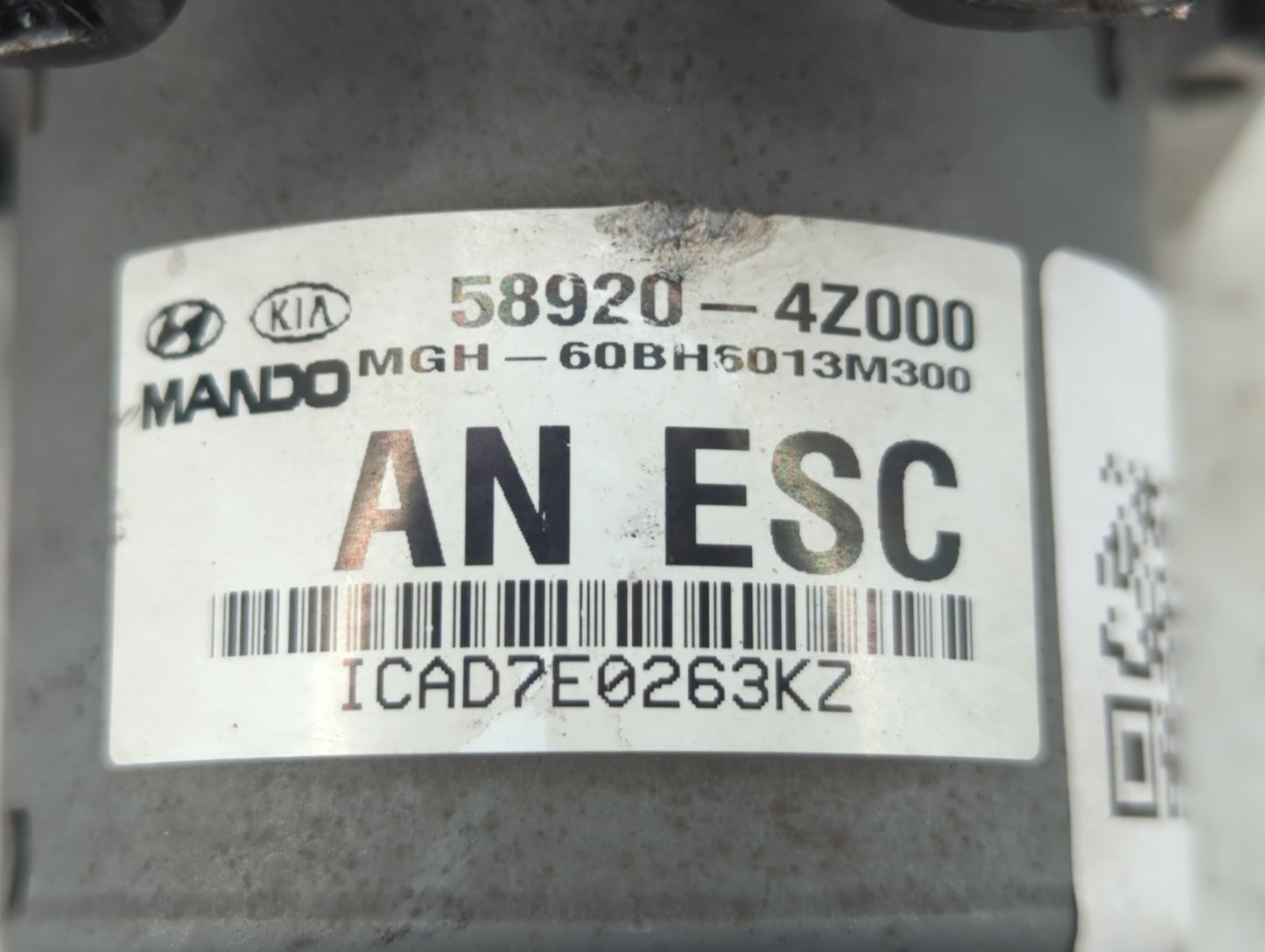 2013 Hyundai Santa Fe ABS Pump Control Module Replacement P/N:58920-4Z000 BE6003M301 Fits OEM Used Auto Parts - Oemusedautop
