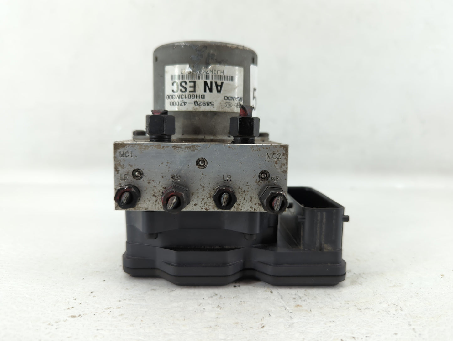 2013 Hyundai Santa Fe ABS Pump Control Module Replacement P/N:58920-4Z000 BE6003M301 Fits OEM Used Auto Parts - Oemusedautop