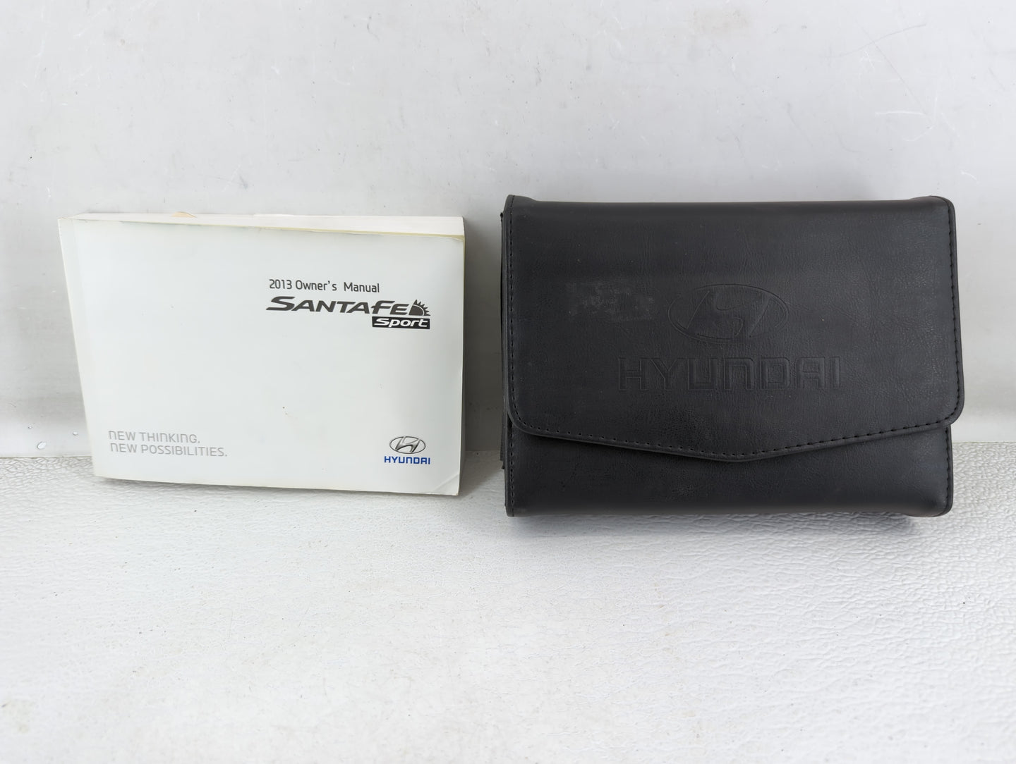 2013 Hyundai Santa Fe Owners Manual Book Guide P/N:A2W0-EU27A OEM Used Auto Parts - Oemusedautoparts1.com
