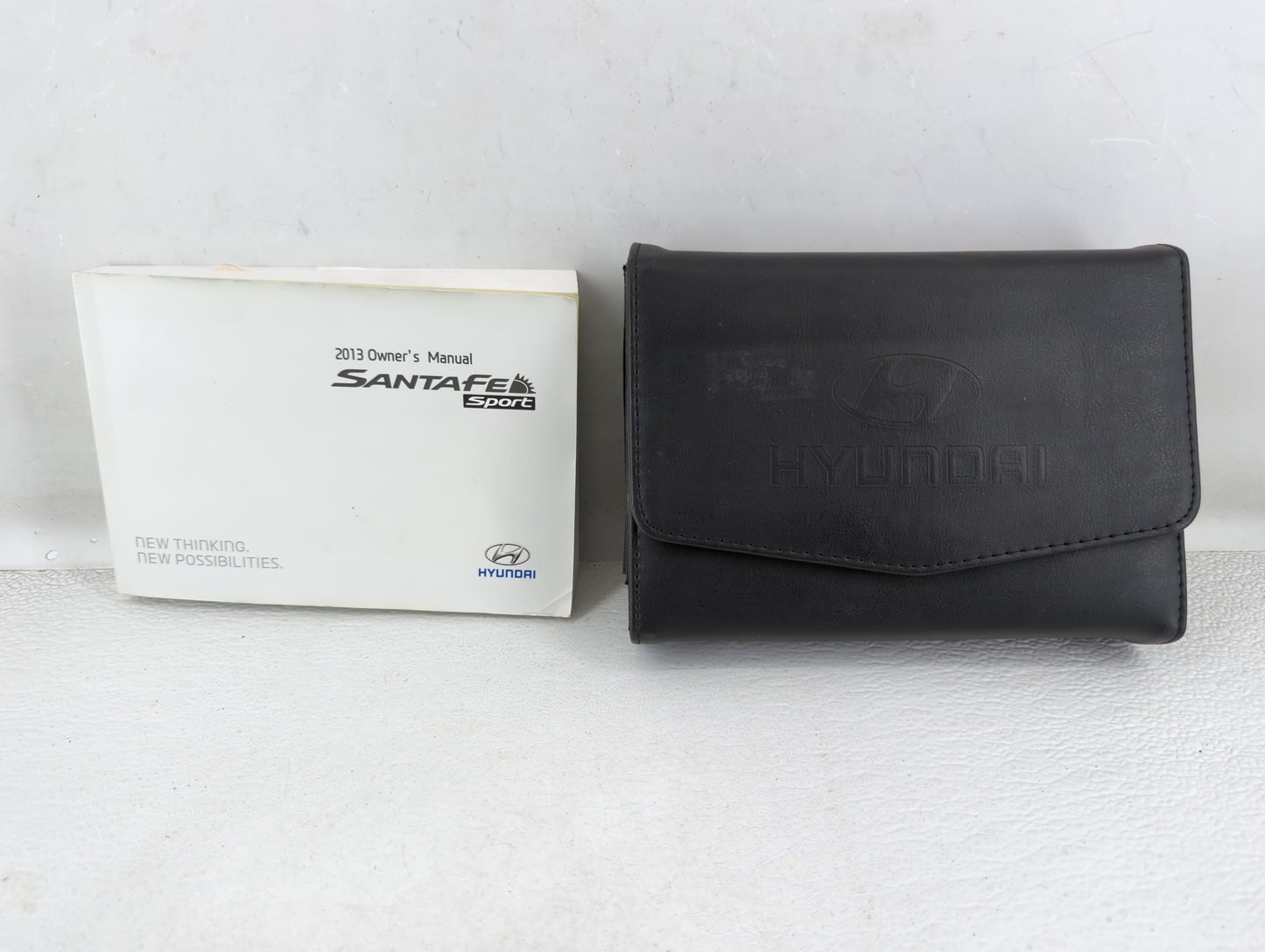 2013 Hyundai Santa Fe Owners Manual Book Guide P/N:A2W0-EU27A OEM Used Auto Parts - Oemusedautoparts1.com