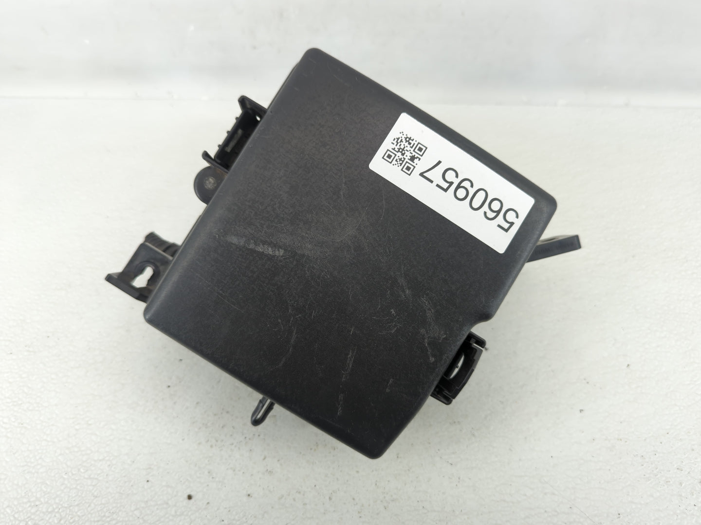 2013 Hyundai Santa Fe Fusebox Fuse Box Panel Relay Module P/N:91941-4Z010 Fits OEM Used Auto Parts - Oemusedautoparts1.com