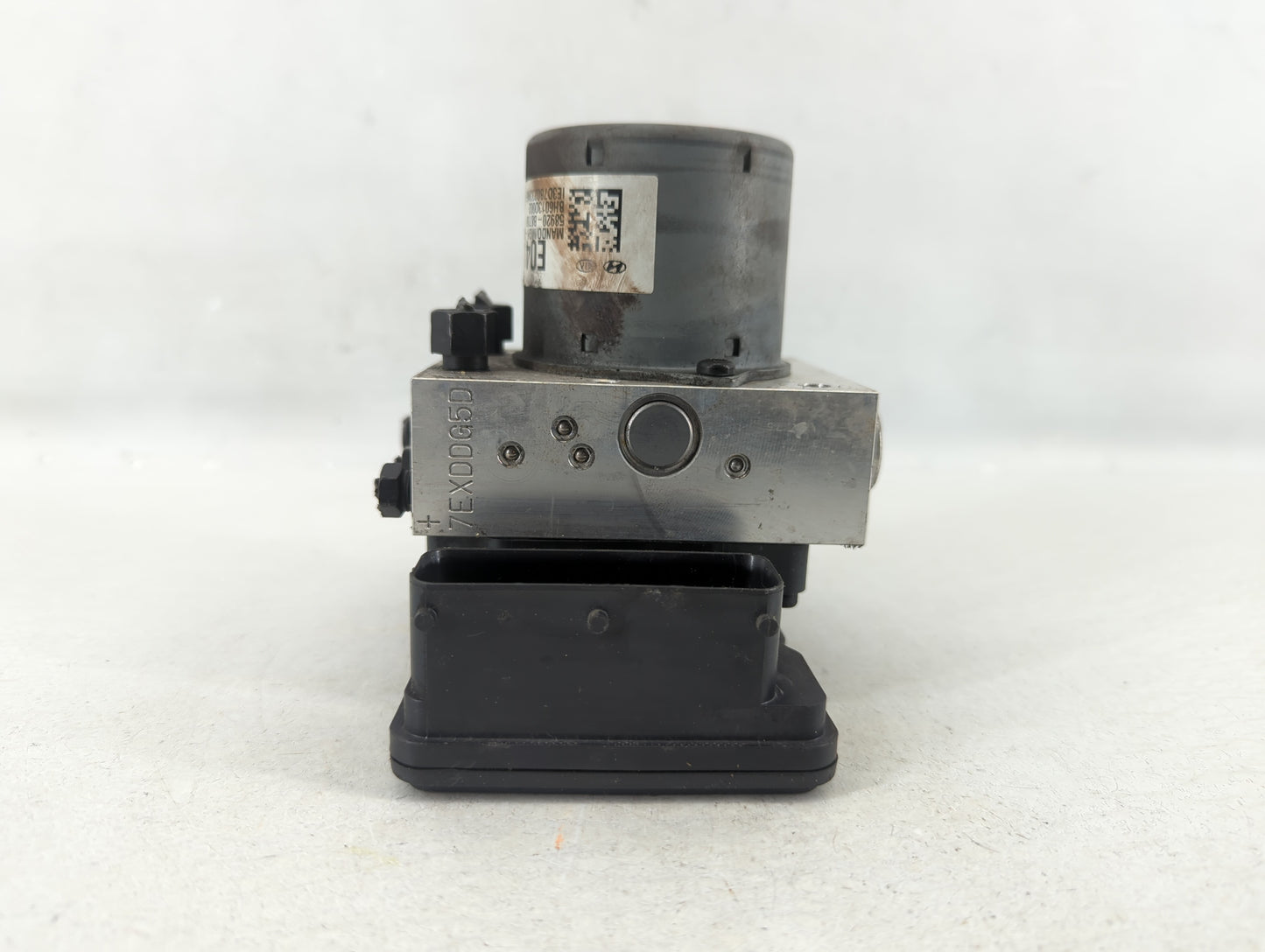 2013-2016 Hyundai Santa Fe ABS Pump Control Module Replacement P/N:58920-B8700 Fits Fits 2013 2014 2015 2016 OEM Used Auto P