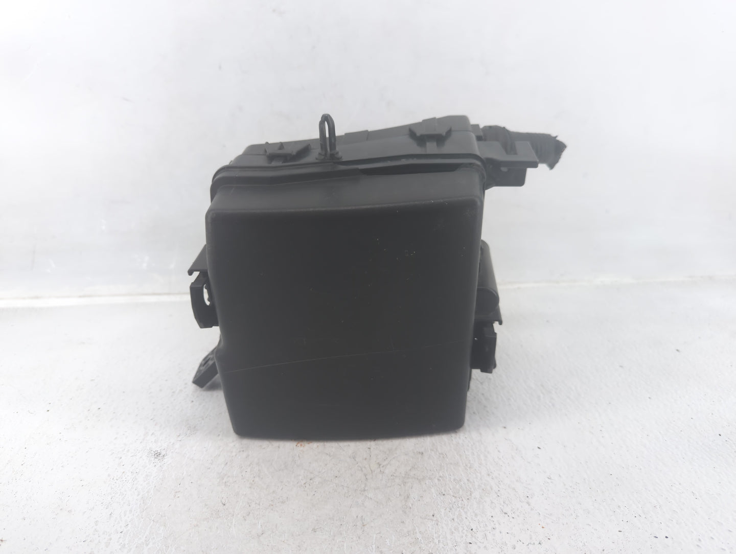 2013 Hyundai Santa Fe Fusebox Fuse Box Panel Relay Module P/N:91951-2W000 Fits OEM Used Auto Parts - Oemusedautoparts1.com
