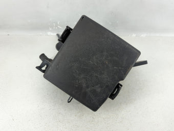 compare product 2013 Hyundai Santa Fe Fusebox Fuse Box Panel Relay Module P/N:91941-4Z010 Fits OEM Used Auto Parts