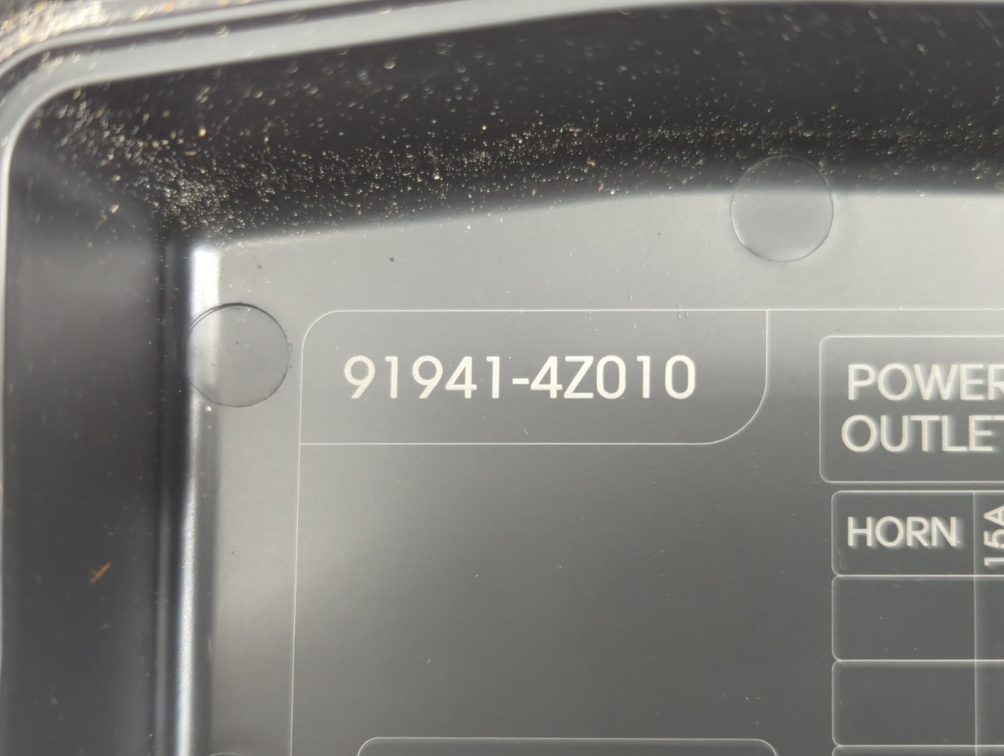 2013 Hyundai Santa Fe Fusebox Fuse Box Panel Relay Module P/N:91941-4Z010 Fits OEM Used Auto Parts - Oemusedautoparts1.com