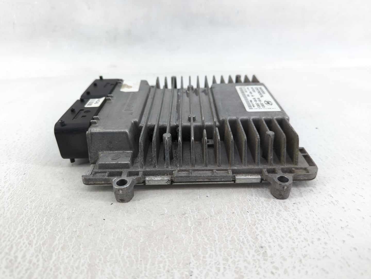 2013 Hyundai Santa Fe PCM Engine Control Computer ECU ECM PCU OEM P/N:39100-2GBC0 39130-2GBC0 Fits OEM Used Auto Parts - Oem