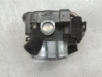 2013 Hyundai Santa Fe Throttle Body P/N:35100-2G700 Fits Fits 2011 2012 2014 2015 2016 OEM Used Auto Parts - Oemusedautopart