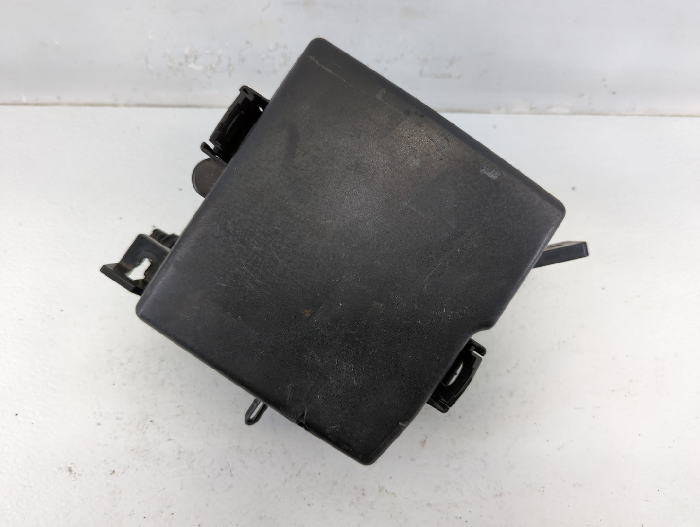 2013 Hyundai Santa Fe Fusebox Fuse Box Panel Relay Module P/N:91941-4Z010 Fits OEM Used Auto Parts - Oemusedautoparts1.com