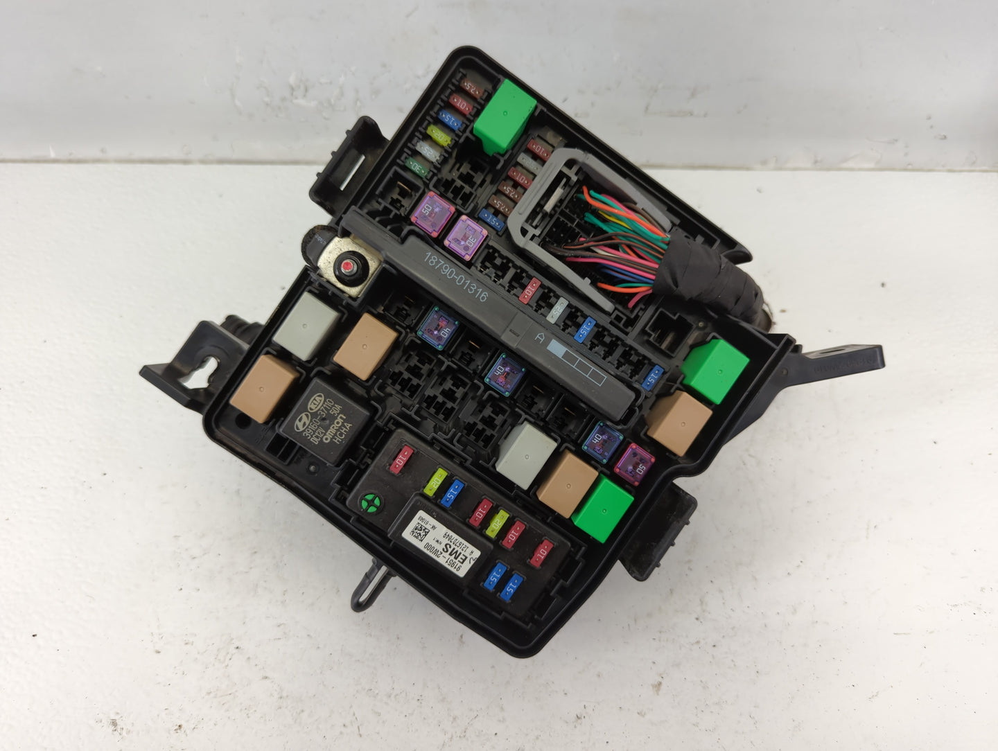 2013 Hyundai Santa Fe Fusebox Fuse Box Panel Relay Module P/N:91941-4Z010 Fits OEM Used Auto Parts - Oemusedautoparts1.com