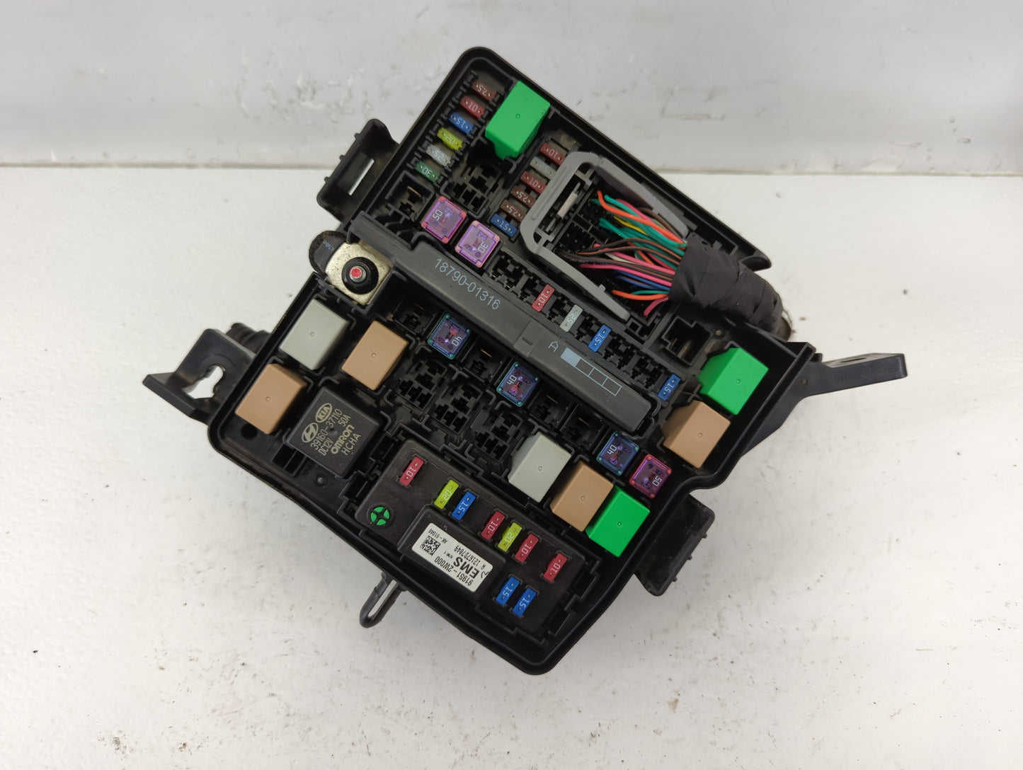 2013 Hyundai Santa Fe Fusebox Fuse Box Panel Relay Module P/N:91941-4Z010 Fits OEM Used Auto Parts - Oemusedautoparts1.com