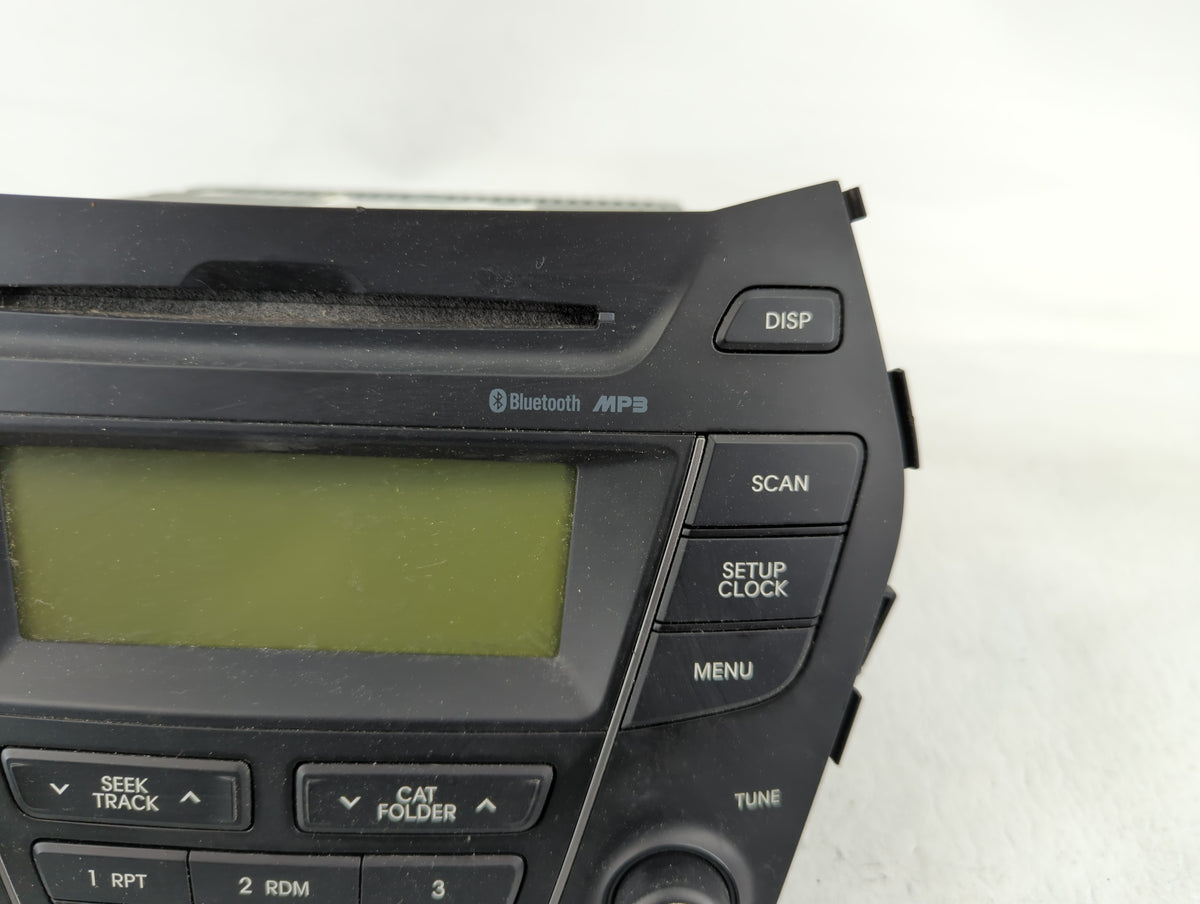 2013-2014 Hyundai Santa Fe Am Fm Cd Player Radio Receiver 655203 - Oemusedautoparts1.com