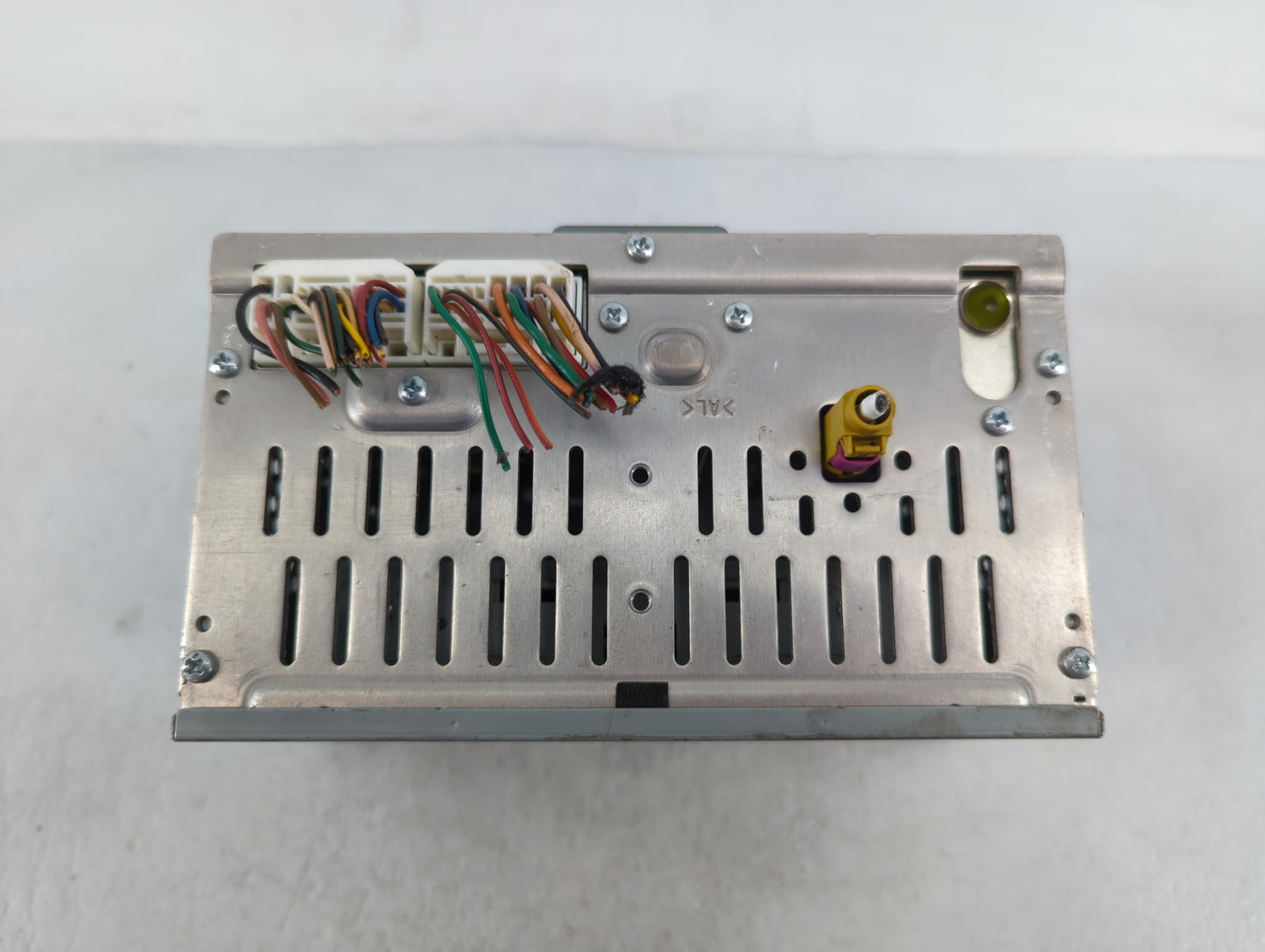 2013-2014 Hyundai Santa Fe Am Fm Cd Player Radio Receiver - Oemusedautoparts1.com