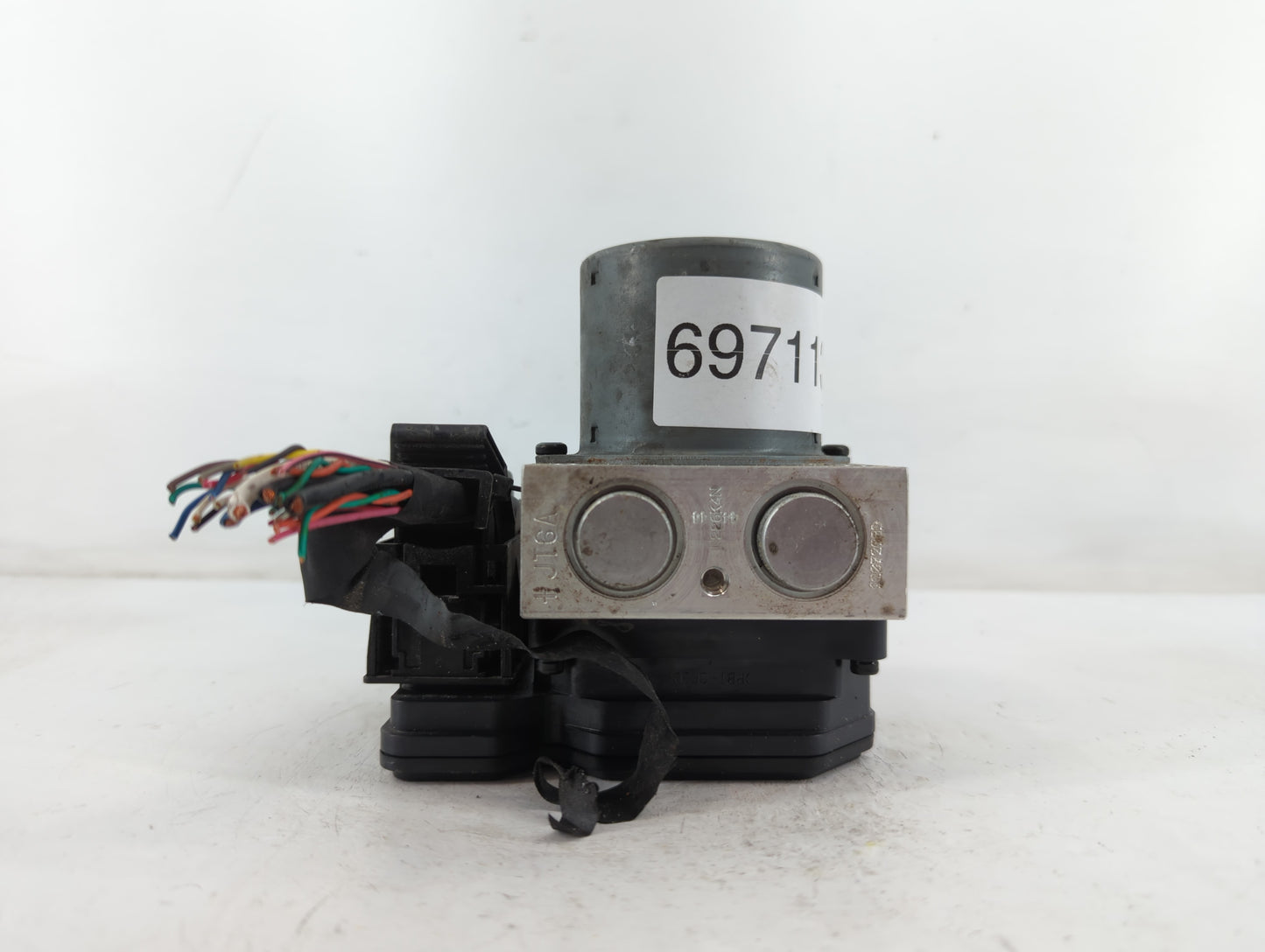 2013 Hyundai Santa Fe ABS Pump Control Module Replacement P/N:58920-4Z000 Fits OEM Used Auto Parts - Oemusedautoparts1.com