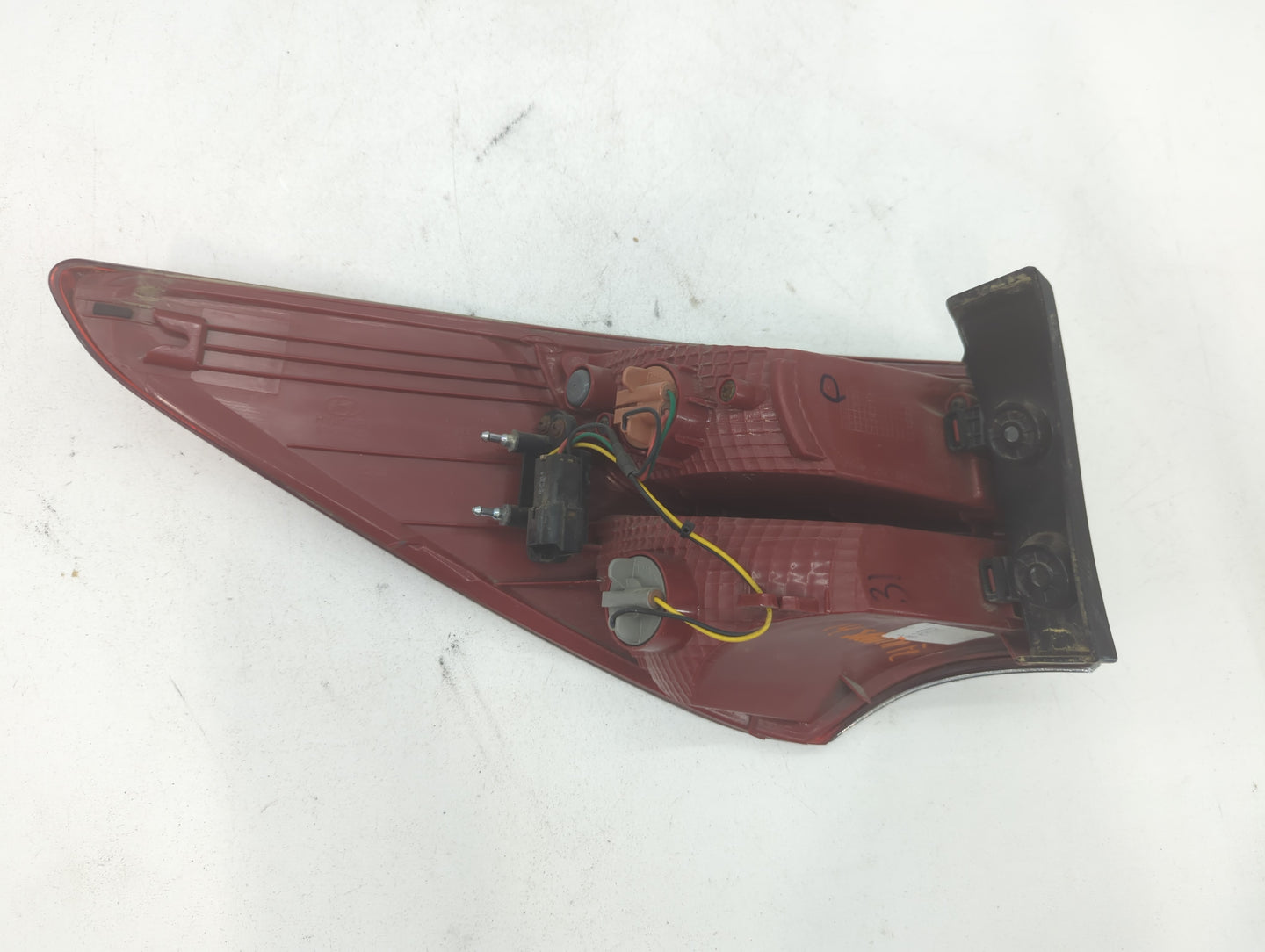 2013-2016 Hyundai Santa Fe Tail Light Assembly Passenger Right OEM P/N:92492-4z0 Fits Fits 2013 2014 2015 2016 OEM Used Auto