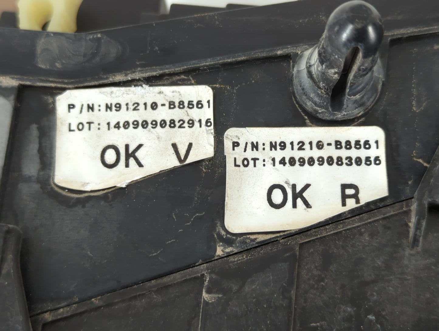 2013 Hyundai Santa Fe Fusebox Fuse Box Panel Relay Module P/N:VS912004Z150ZA N91210-B8561 Fits OEM Used Auto Parts - Oemused