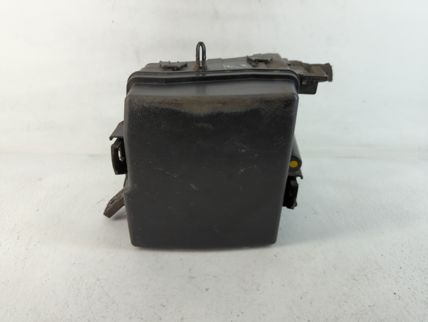 2013 Hyundai Santa Fe Fusebox Fuse Box Panel Relay Module P/N:VS912004Z140ZA Fits OEM Used Auto Parts - Oemusedautoparts1.co
