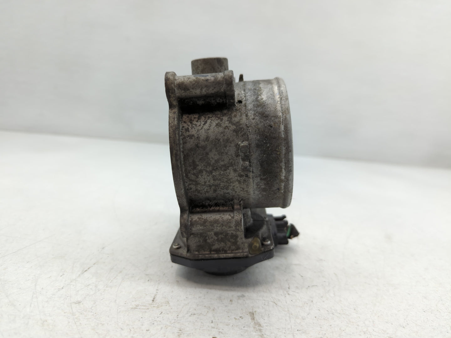 2013-2018 Hyundai Santa Fe Throttle Body P/N:5310 5Q24 35100-3CAA0 Fits Fits 2012 2013 2014 2015 2016 2017 2018 OEM Used Aut