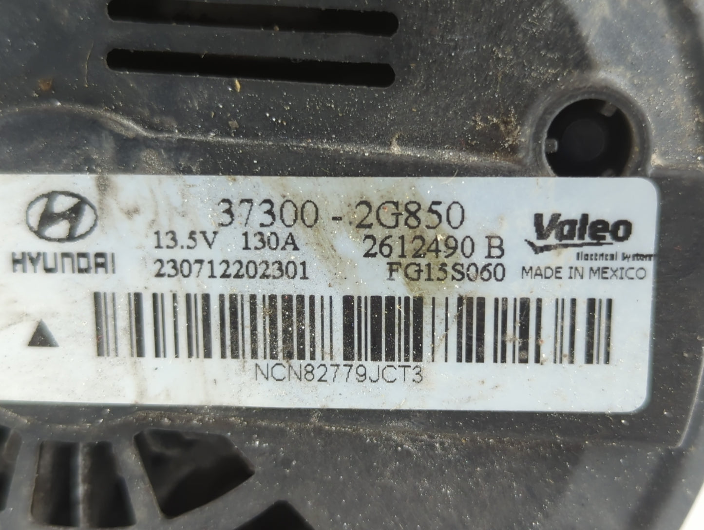2013 Hyundai Santa Fe Alternator Replacement Generator Charging Assembly Engine OEM P/N:37300-2G850 Fits Fits 2014 2015 OEM 