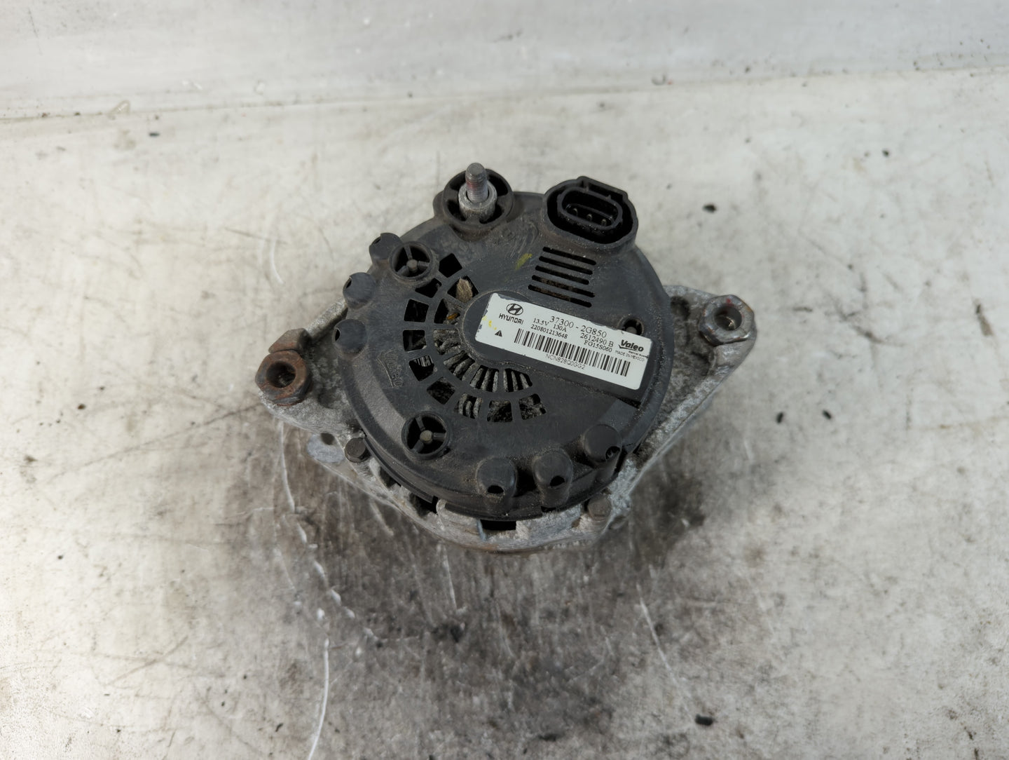 2013 Hyundai Santa Fe Alternator Replacement Generator Charging Assembly Engine OEM P/N:2612490B 37300-2G850 Fits Fits 2014 