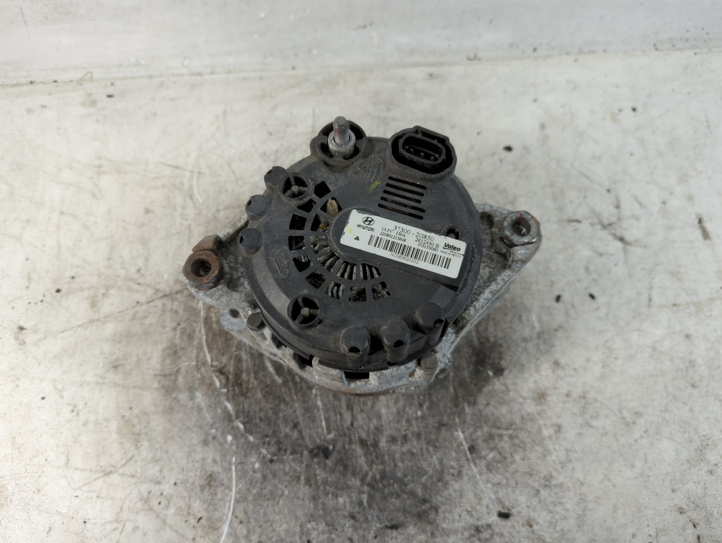 2013 Hyundai Santa Fe Alternator Replacement Generator Charging Assembly Engine OEM P/N:2612490B 37300-2G850 Fits Fits 2014 