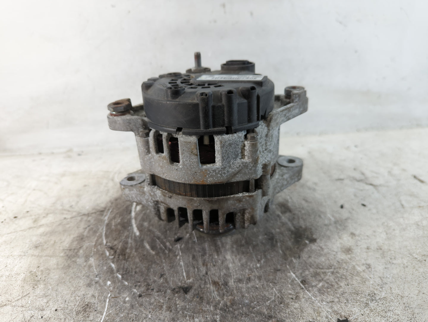 2013 Hyundai Santa Fe Alternator Replacement Generator Charging Assembly Engine OEM P/N:2612490B 37300-2G850 Fits Fits 2014 
