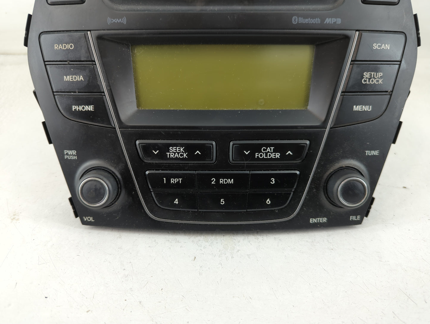 2013-2014 Hyundai Santa Fe Radio AM FM Cd Player Receiver Replacement P/N:96170-4Z1004X Fits Fits 2013 2014 OEM Used Auto Pa