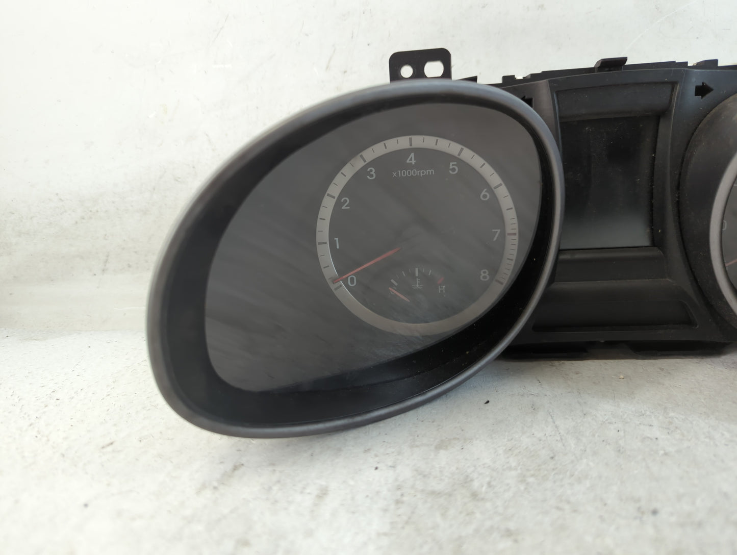 2013-2014 Hyundai Santa Fe Instrument Cluster Speedometer Gauges P/N:TN157560-1016 Fits Fits 2013 2014 OEM Used Auto Parts -