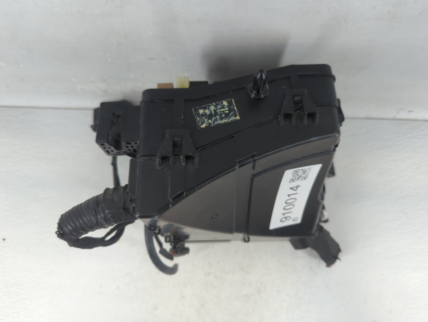 2013 Hyundai Santa Fe Fusebox Fuse Box Panel Relay Module P/N:VS912004Z150ZA Fits OEM Used Auto Parts - Oemusedautoparts1.co