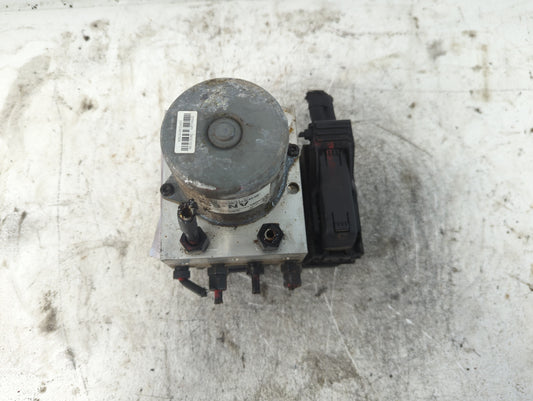 2013 Hyundai Santa Fe ABS Pump Control Module Replacement P/N:58920-4Z000 Fits OEM Used Auto Parts