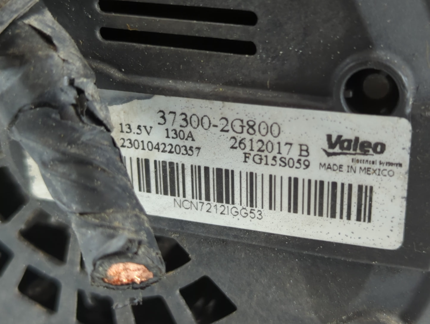 2013 Hyundai Santa Fe Alternator Replacement Generator Charging Assembly Engine OEM P/N:37300-2G800 Fits OEM Used Auto Parts