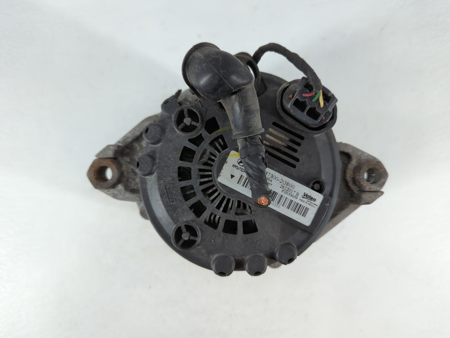 2013 Hyundai Santa Fe Alternator Replacement Generator Charging Assembly Engine OEM P/N:37300-2G800 Fits OEM Used Auto Parts