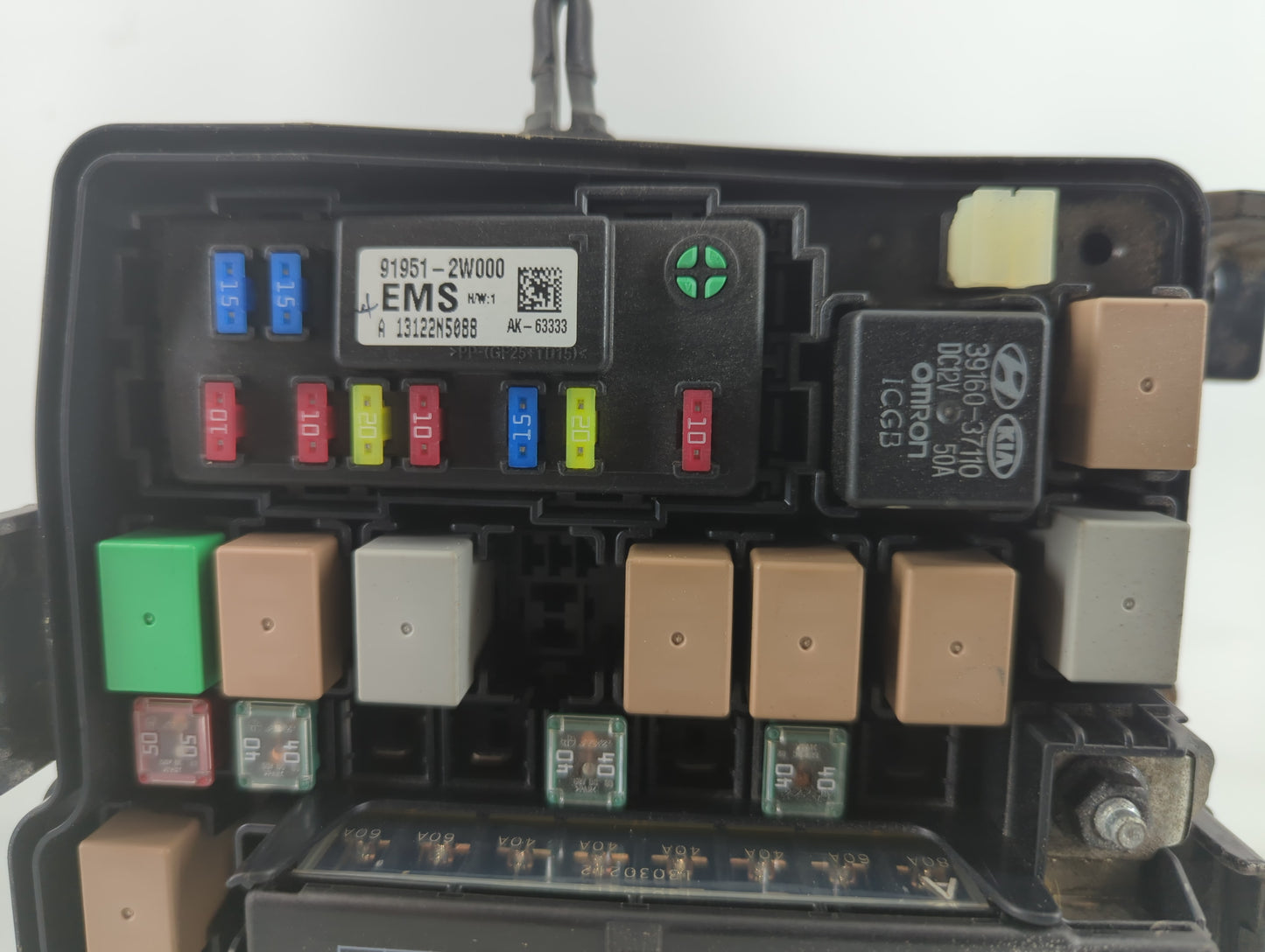 2013 Hyundai Santa Fe Sport Fusebox Fuse Box Panel Relay Module P/N:91951-2W000 Fits OEM Used Auto Parts - Oemusedautoparts1