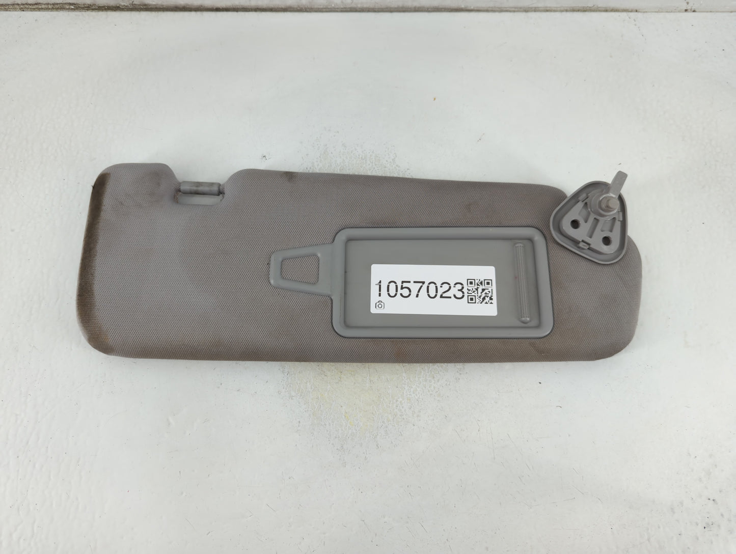 2011-2015 Hyundai Sonata Sun Visor Shade Replacement Driver Left Mirror Fits Fits 2011 2012 2013 2014 2015 OEM Used Auto Par