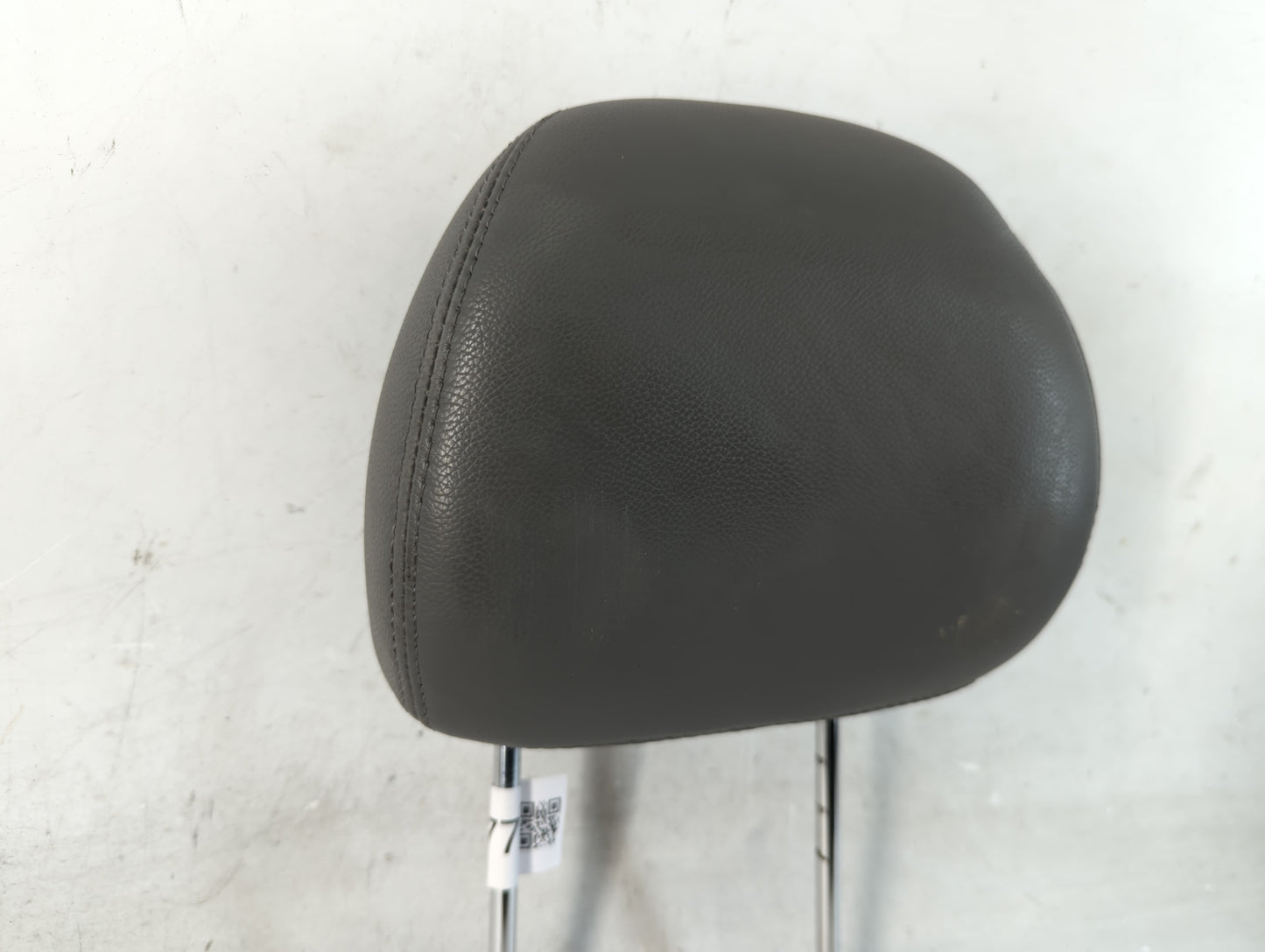 2013-2015 Hyundai Sonata Headrest Head Rest Front Driver Passenger Seat Fits Fits 2013 2014 2015 OEM Used Auto Parts - Oemus