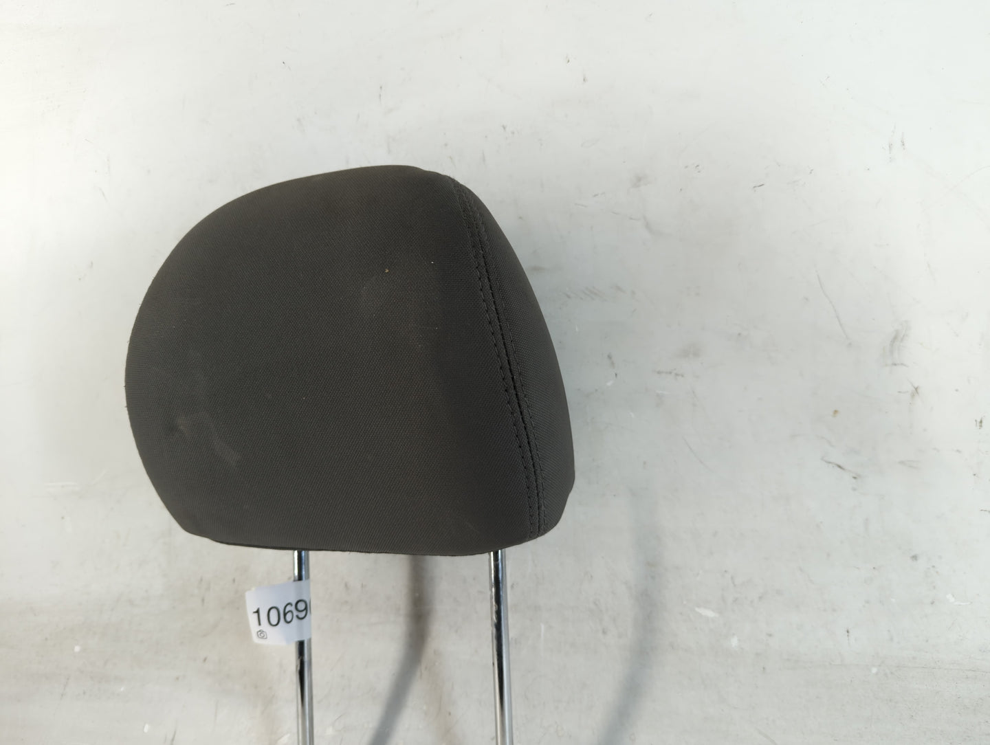 2013-2014 Hyundai Sonata Headrest Head Rest Front Driver Passenger Seat Fits Fits 2013 2014 OEM Used Auto Parts - Oemusedaut