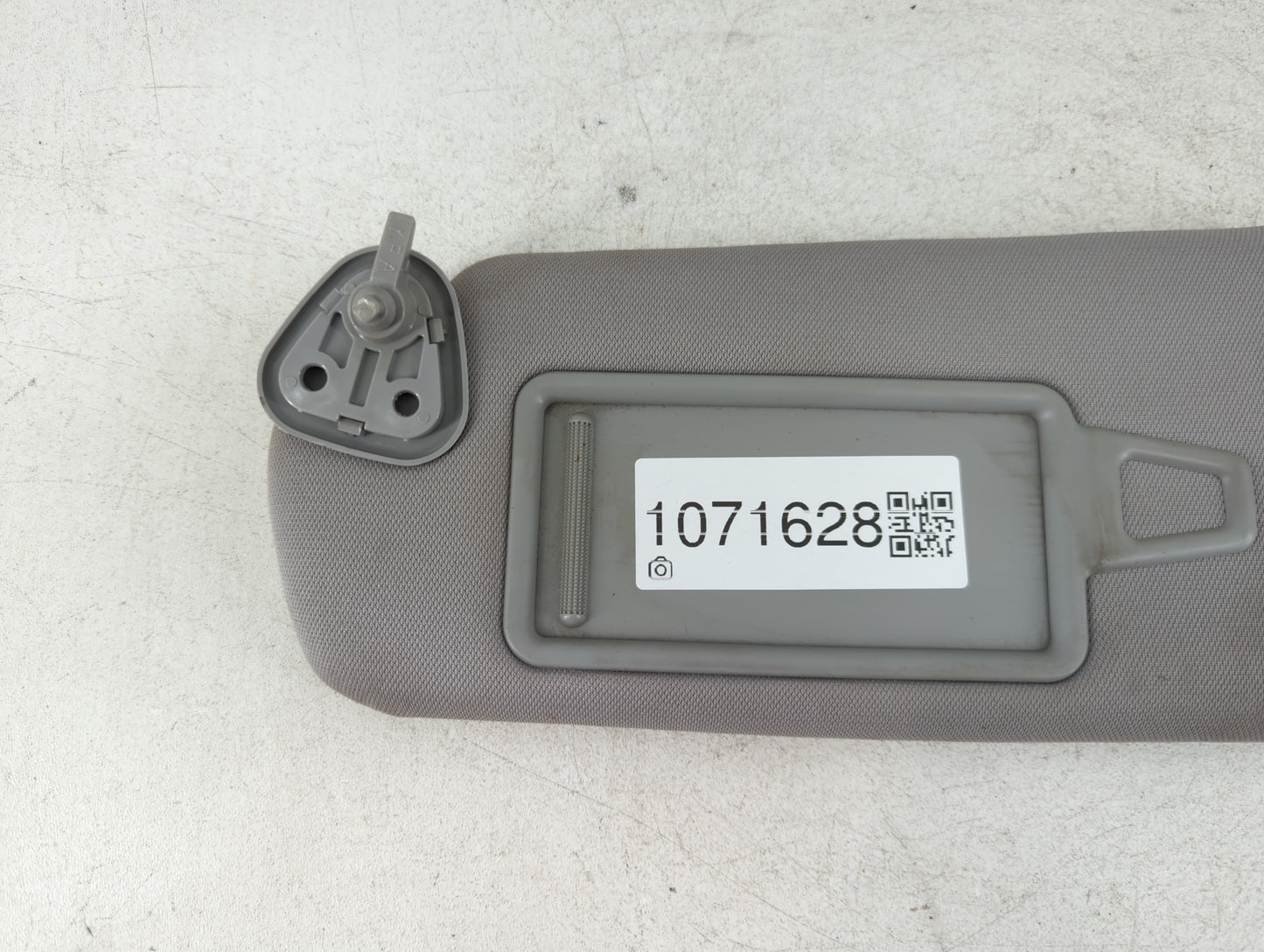 2011-2015 Hyundai Sonata Sun Visor Shade Replacement Driver Left Mirror Fits Fits 2011 2012 2013 2014 2015 OEM Used Auto Par