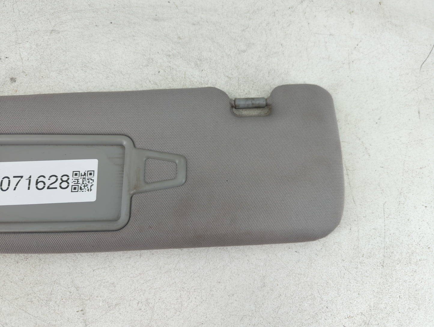 2011-2015 Hyundai Sonata Sun Visor Shade Replacement Driver Left Mirror Fits Fits 2011 2012 2013 2014 2015 OEM Used Auto Par