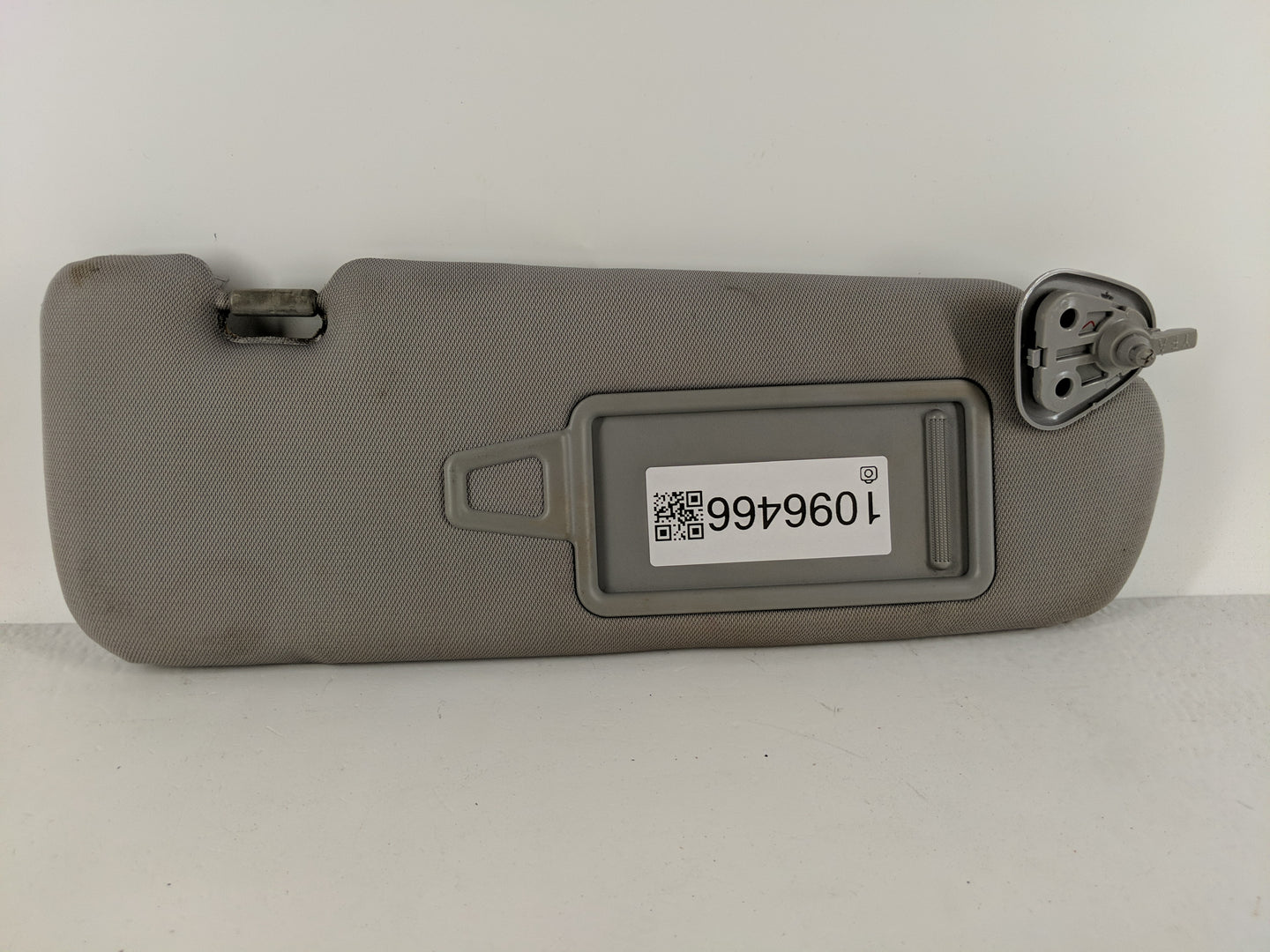 2011-2014 Hyundai Sonata Sun Visor Shade Replacement Passenger Right Mirror Fits Fits 2011 2012 2013 2014 OEM Used Auto Part