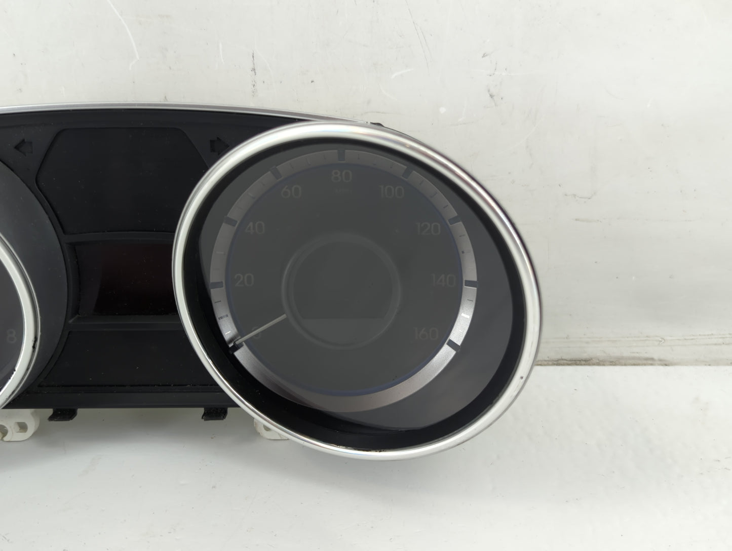 2011-2014 Hyundai Sonata Instrument Cluster Speedometer Gauges P/N:94001-3Q014 Fits Fits 2011 2012 2013 2014 OEM Used Auto P