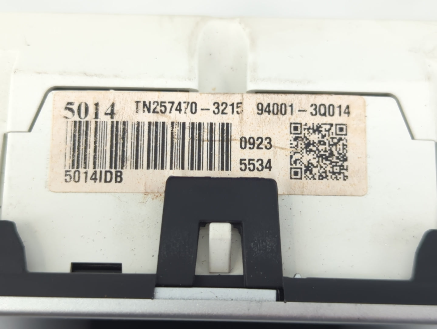 2011-2014 Hyundai Sonata Instrument Cluster Speedometer Gauges P/N:94001-3Q014 Fits Fits 2011 2012 2013 2014 OEM Used Auto P
