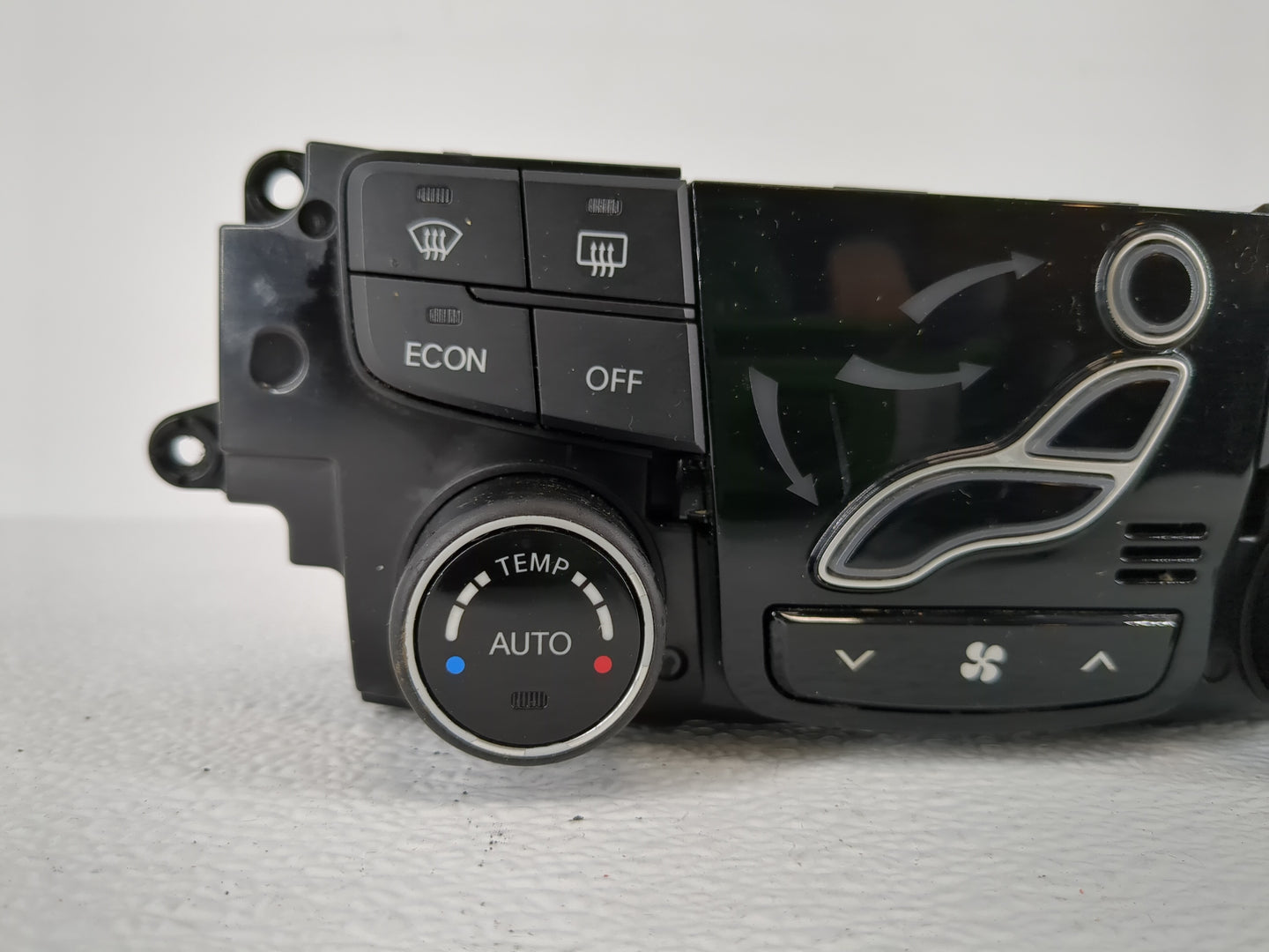2011-2015 Hyundai Sonata Climate Control Module Temperature AC/Heater Replacement P/N:97250-4RDB4 Fits OEM Used Auto Parts -