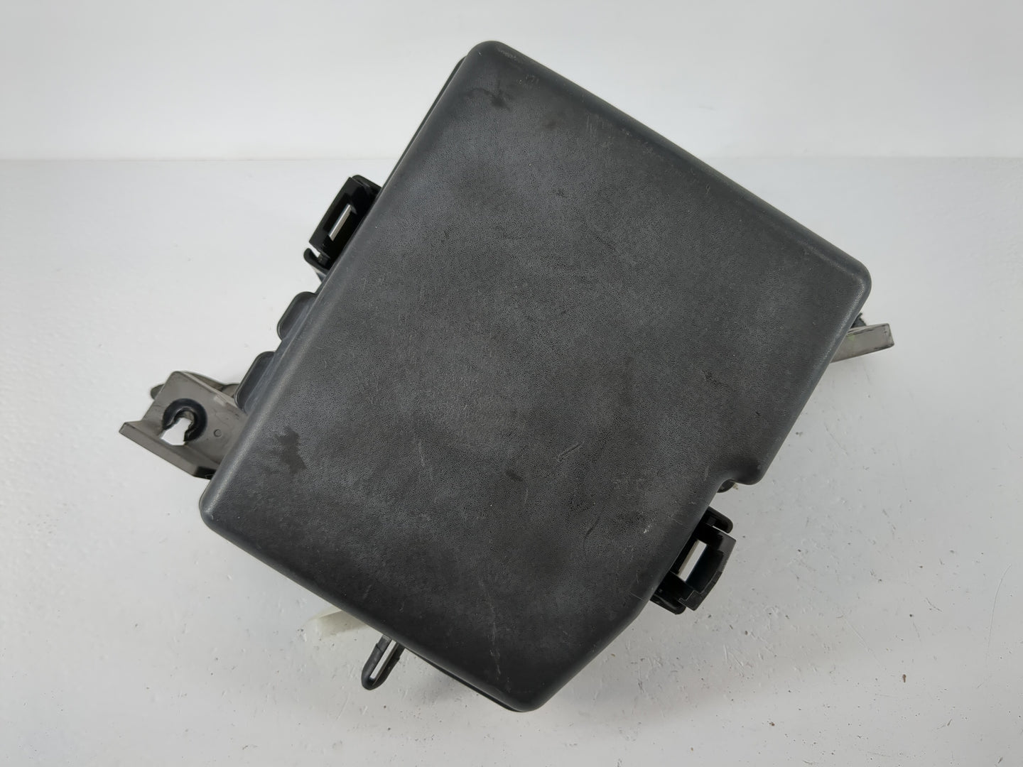 2011-2014 Hyundai Sonata Fusebox Fuse Box Panel Relay Module P/N:91950-3S711 Fits Fits 2011 2012 2013 2014 OEM Used Auto Par