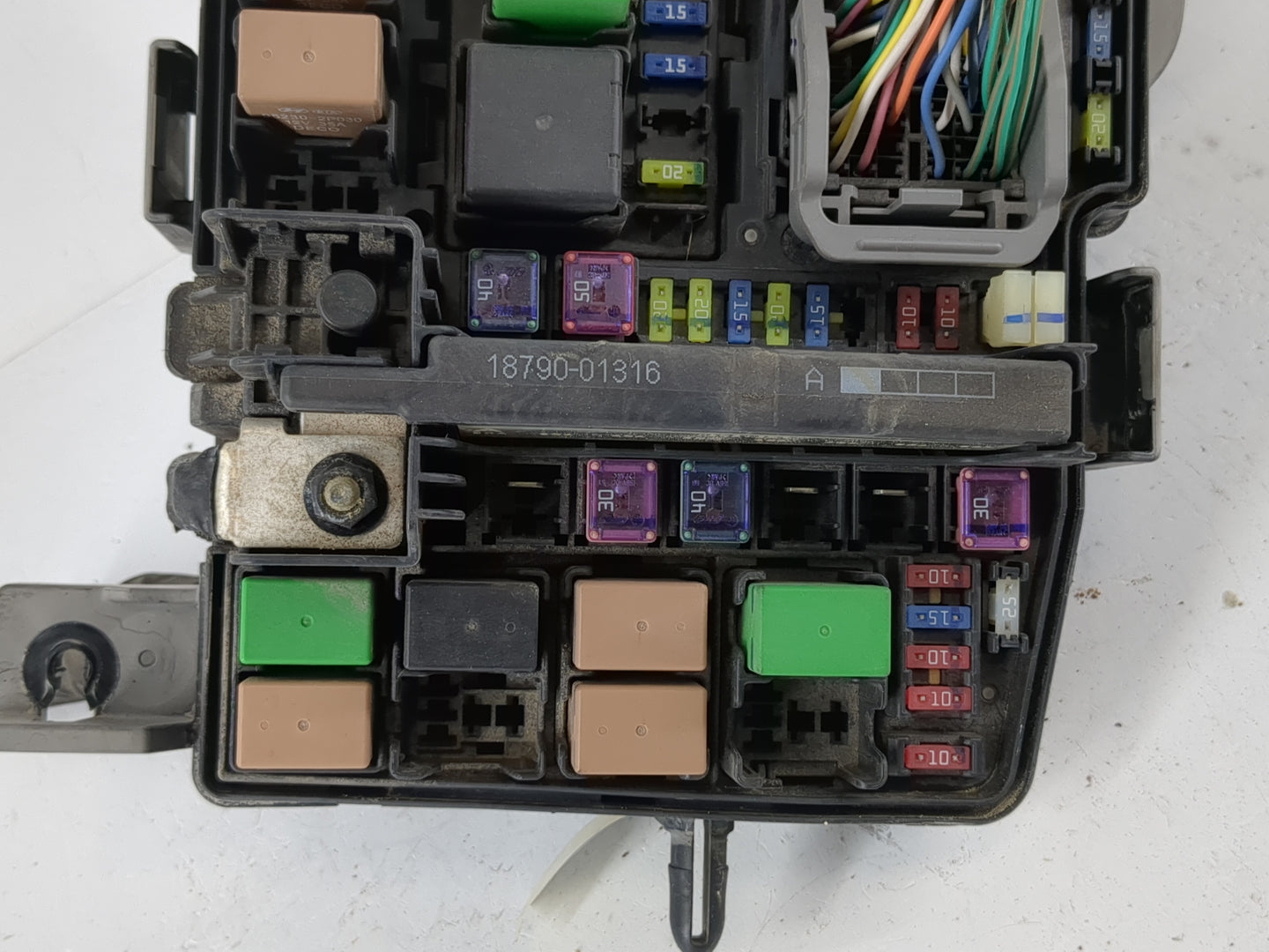 2011-2014 Hyundai Sonata Fusebox Fuse Box Panel Relay Module P/N:91950-3S711 Fits Fits 2011 2012 2013 2014 OEM Used Auto Par